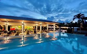 Summit Rainforest Golf Resort & All Inclusive